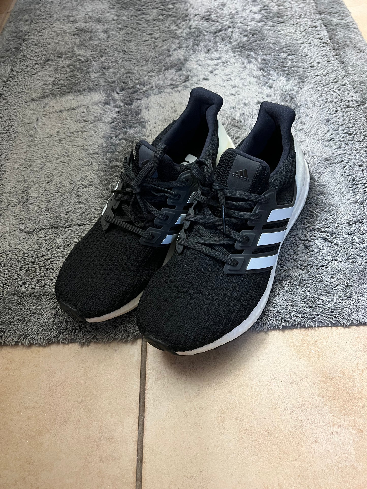 Adidas Ultraboost 4.0 "Show Your Stripes"