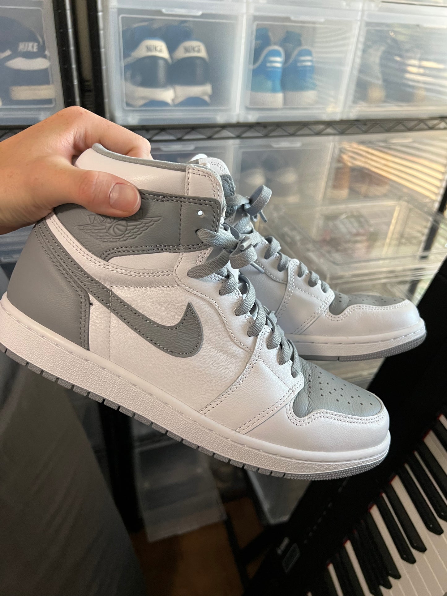 Air Jordan 1 Retro High "Stealth"
