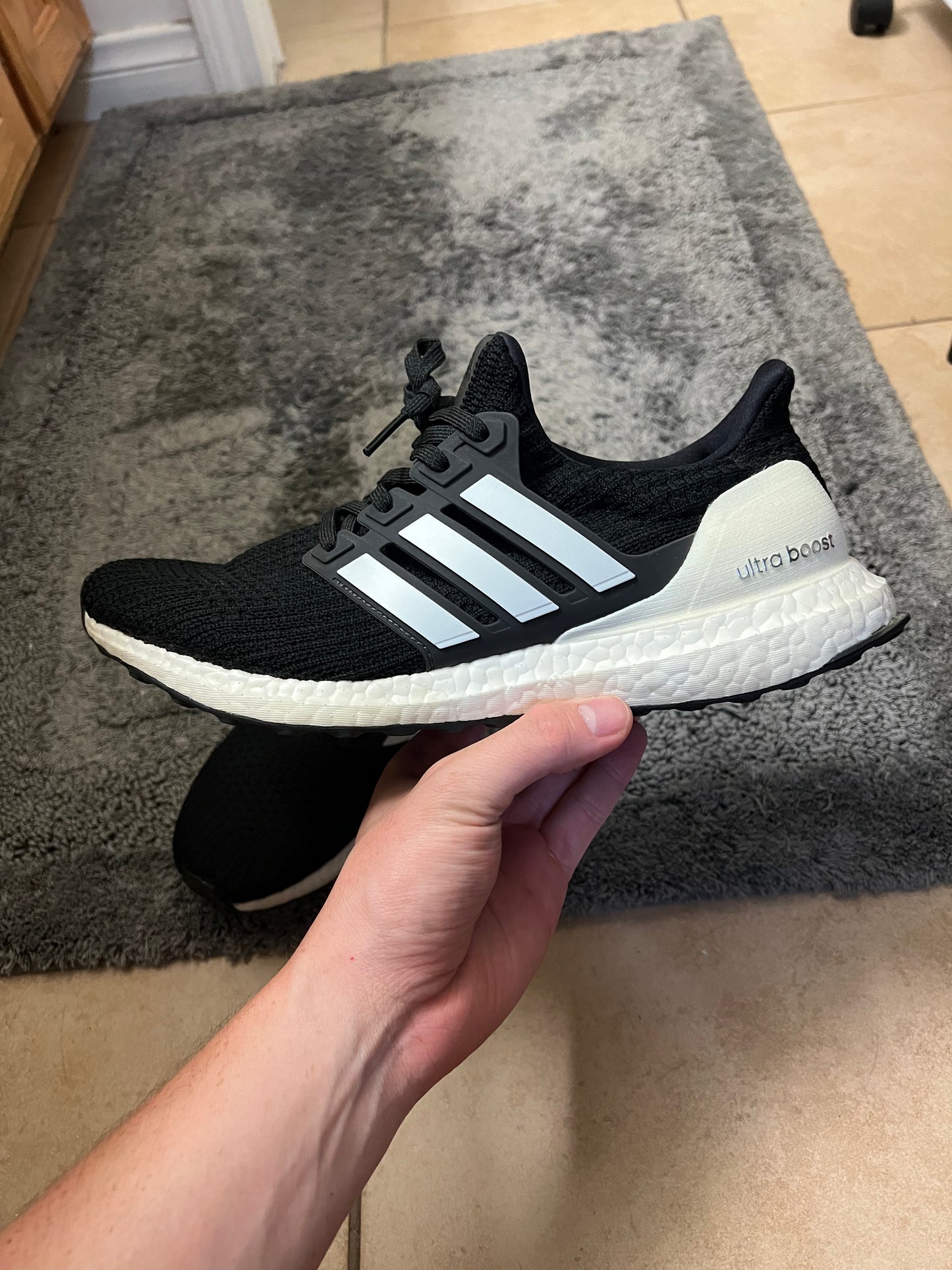 Adidas Ultraboost 4.0 "Show Your Stripes"