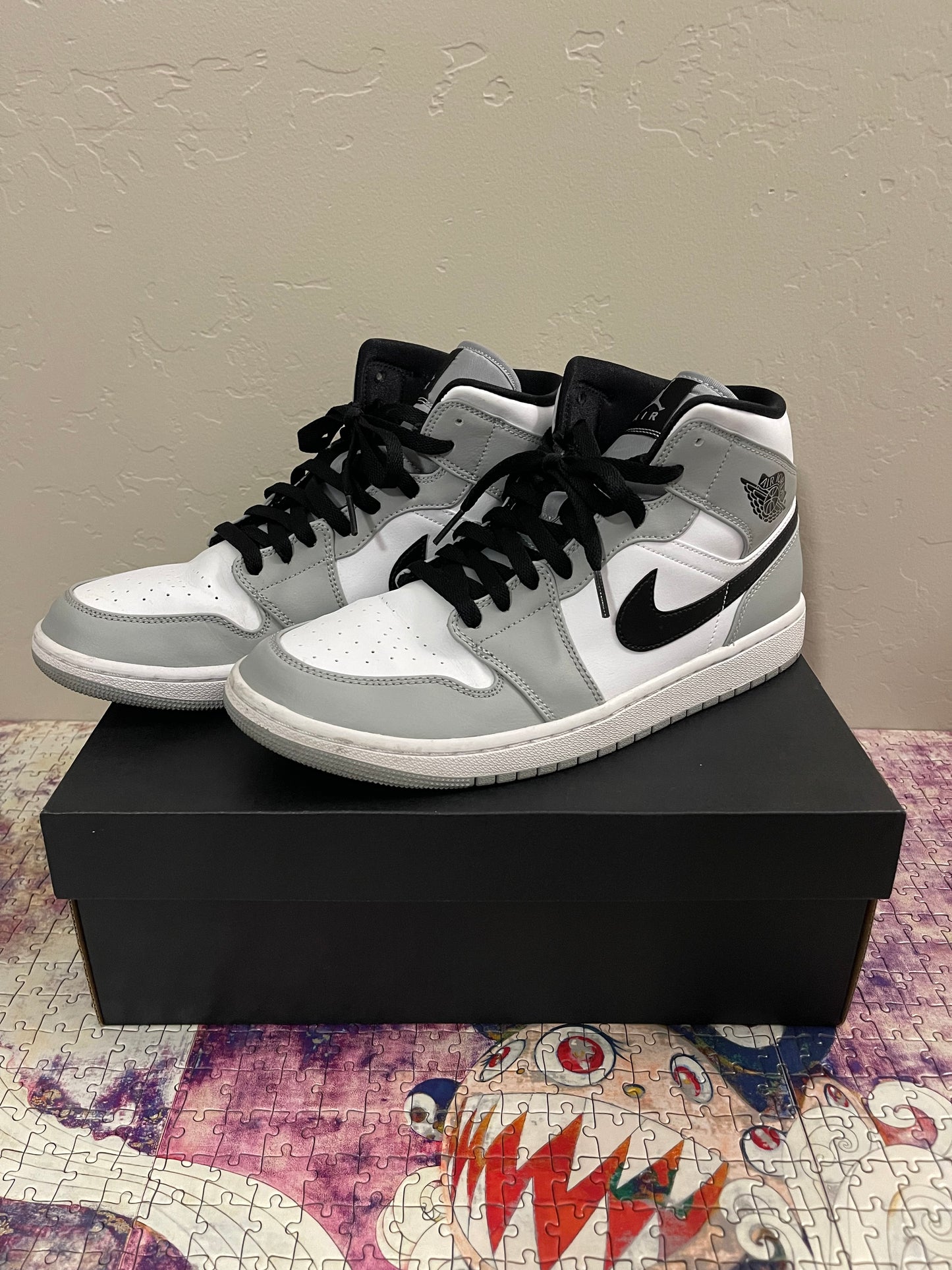 Air Jordan 1 Mid "Smoke Grey"
