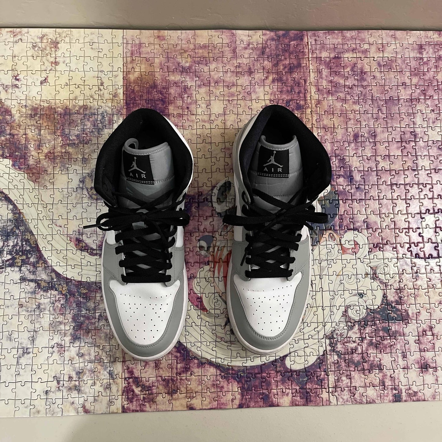 Air Jordan 1 Mid "Smoke Grey"