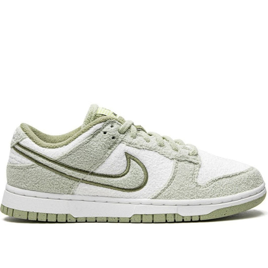 Nike Dunk Low "Fleece - Honeydew"