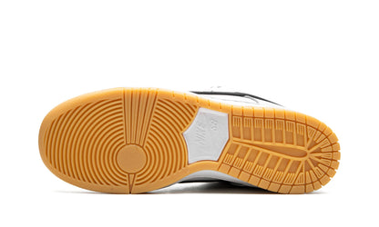 Nike Dunk Low SB "White Gum"